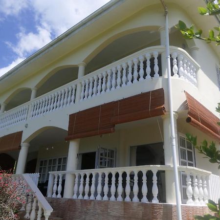 Tropical Garden Self Catering Villa Victoria Kültér fotó